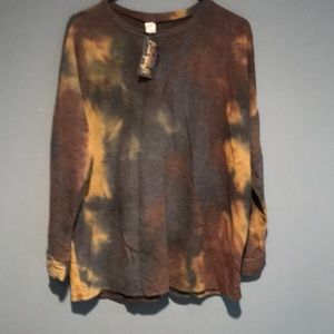 Tie dye long sleeve top